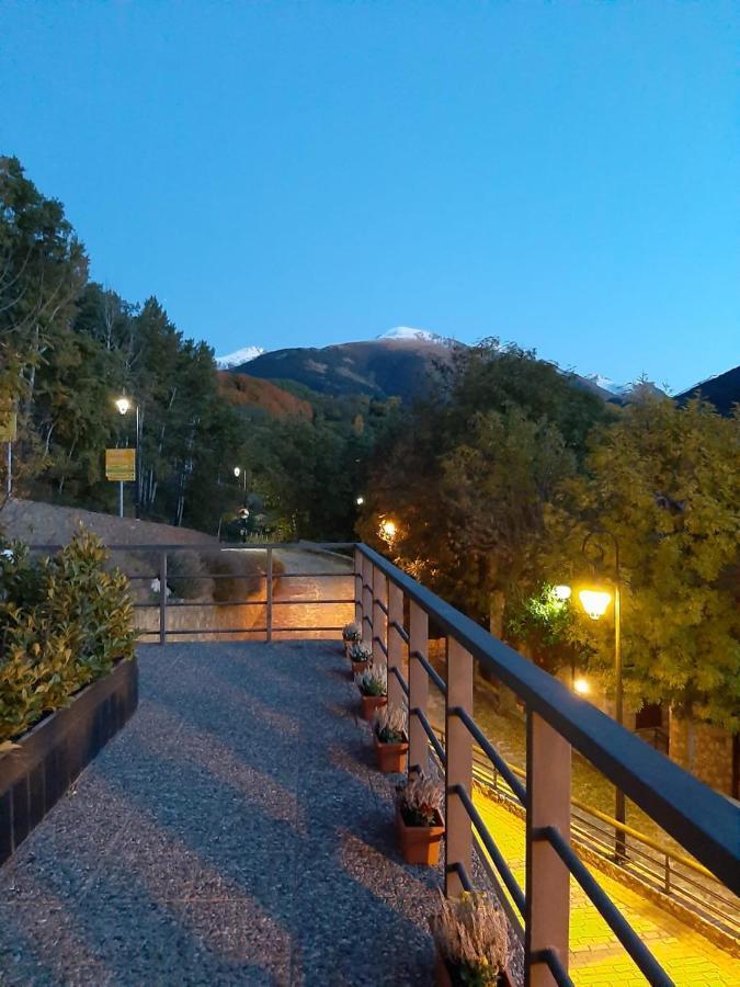 Alberg Estación Eksteriør bilde